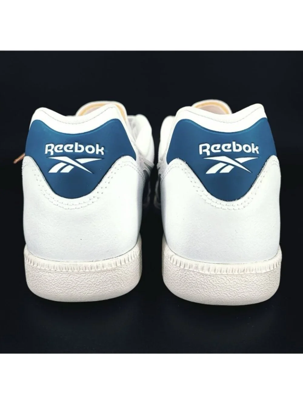Reebok Finale Men's Size 10 Sneakers Leather White Low Top 1000200019